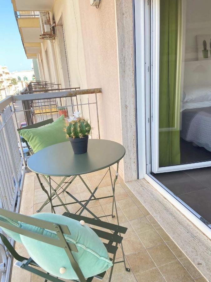 Il Veliero Hotell Polignano a Mare Exteriör bild